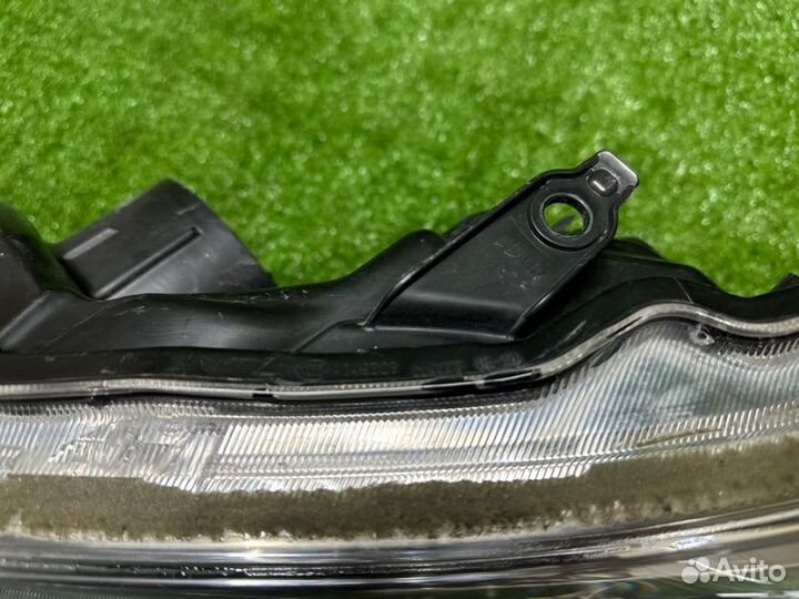 Фара передняя левая Toyota Highlander 2014
