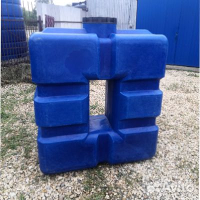 Емкость для воды прямоугольная 1500 литров