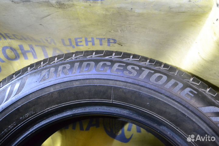 Bridgestone Ecopia NH100 RV 215/60 R16