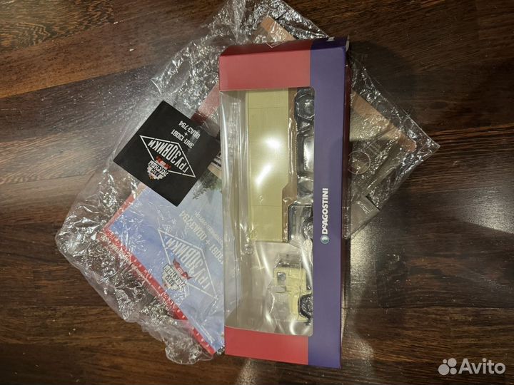 Модель возврат