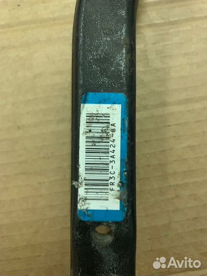 Рычаг подвески нижний передний левый