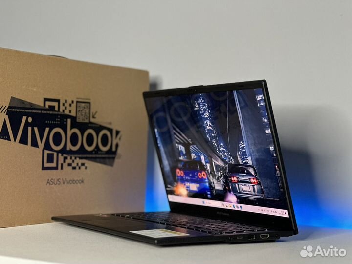 Новый ноутбук э asus Ryzen 5 7520U oled 16Gb DDR5