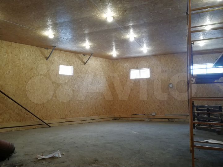 Продается база 900 кв.м. на участке 2256 м²