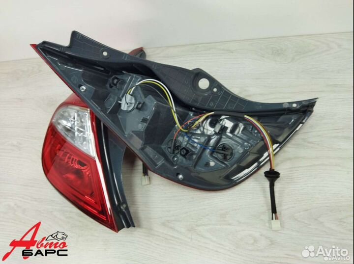 Задний левый фонарь Солярис