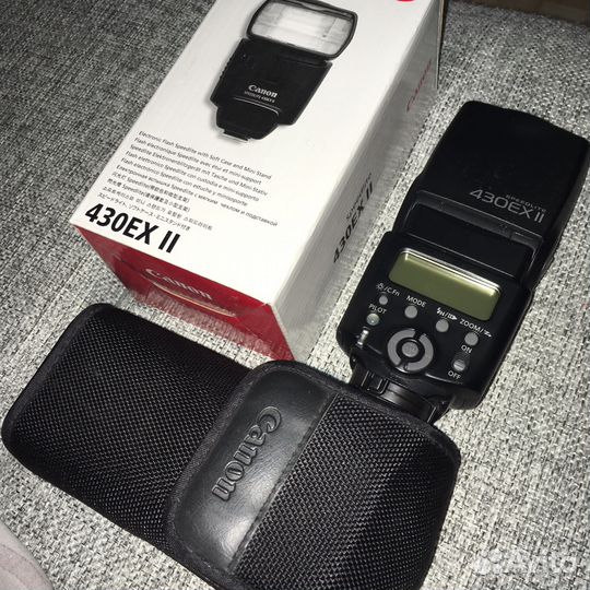 Вспышка Canon Speedlite 430EX II