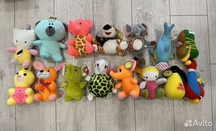 Мягкие игрушки разные много
