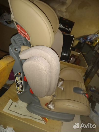 Детское автокресло