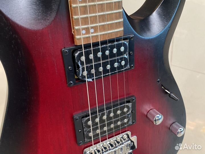 Cort X100 Электрогитара