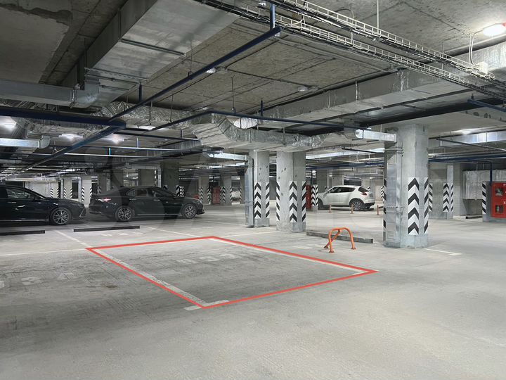 Машиноместо, 17 м²