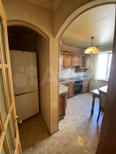 3-к. квартира, 60 м², 3/8 эт.