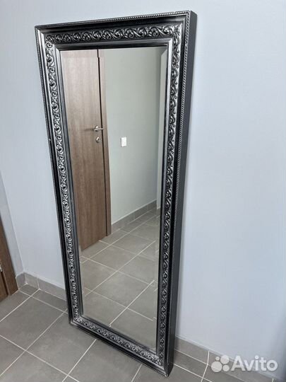 Зеркало в полный рост в раме под серебро