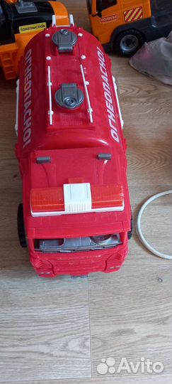 Бензовоз большой