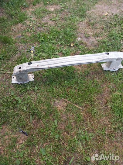 Бампер hevrolet cruze 1,6