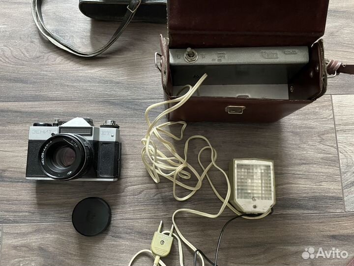 Фотоаппарат зенит ет, вспышка чайка