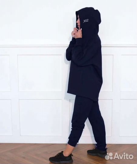 Спортивный костюм женский 44-46 новый