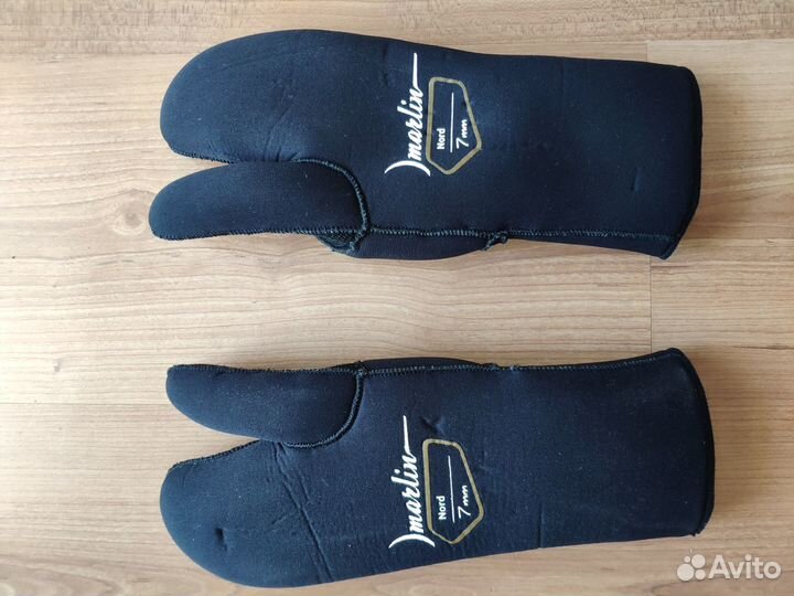 Перчатки для подводной охоты