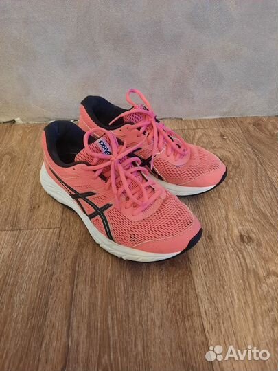 Кроссовки женские Асикс