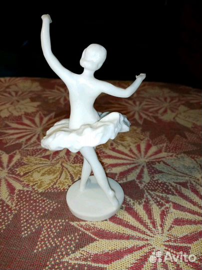 Cтатуэтка «бaлeрина» пластик cсcр