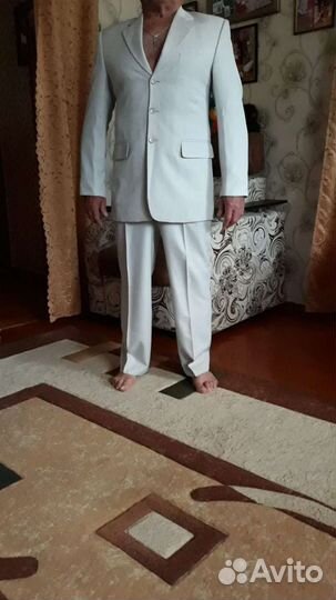 Мужской костюм