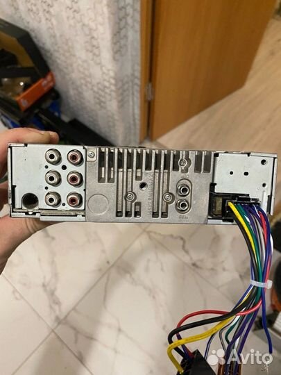 Продам процесорную магнитолу Alpine 185bt