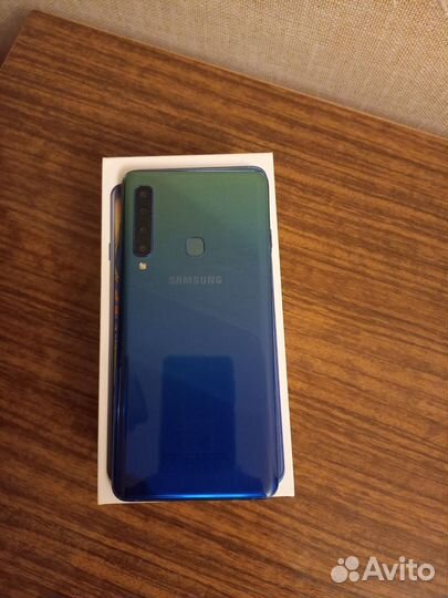 Samsung Galaxy A9 (2018), 6/128 ГБ