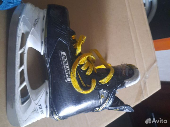 Детские хоккейные коньки bauer vapor X700