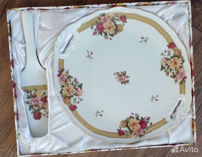 Тарелка для торта с лопаточкой Великобритания