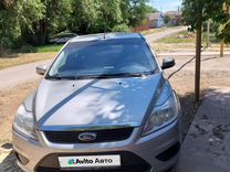 Ford Focus 1.6 AT, 2010, 210 000 км, с пробегом, цена 1 030 000 руб.