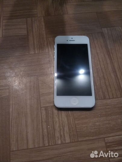 iPhone 5S, 16 ГБ