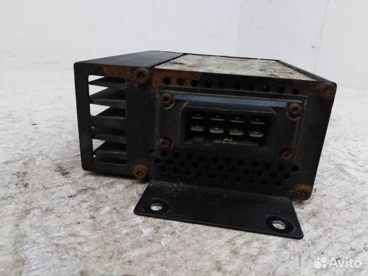 Преобразователь напряжения