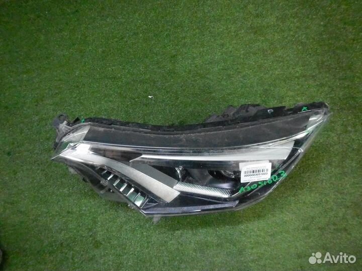 Фара левая Toyota RAV4