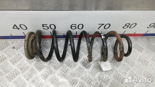 Пружина задняя volkswagen passat B7 (ZML12LY01)