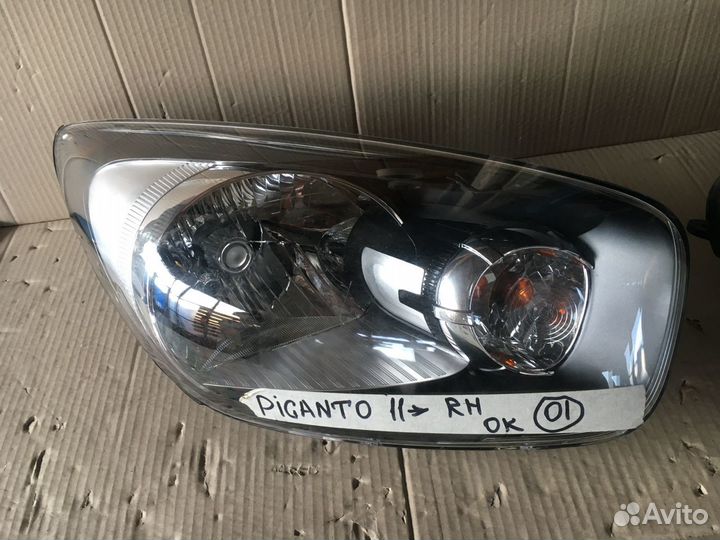 Picanto 11- Оригинал комплект фар