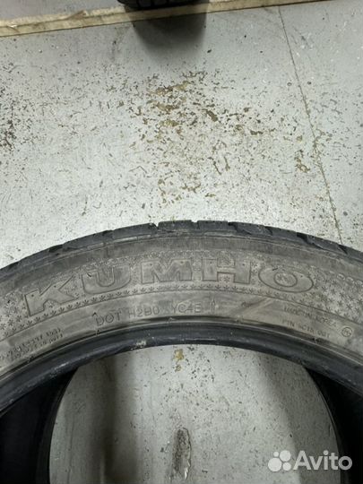 Kumho I'Zen RV Asymmetric 275/45 R20