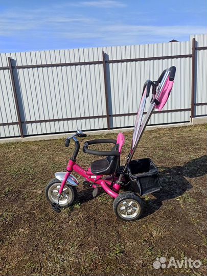 Трехколесный велосипед