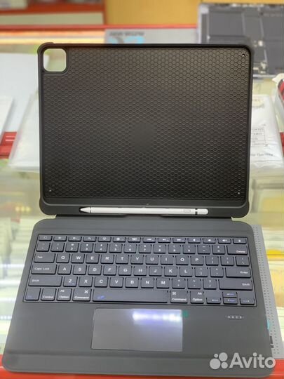 Чехол с клавиатурой iPad pro 12.9