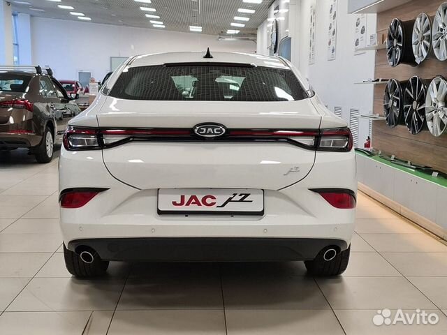 JAC J7 1.5 CVT, 2023