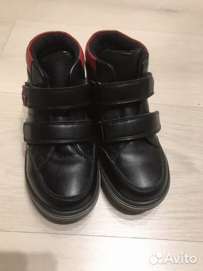 Ботинки новые на весну, р.29