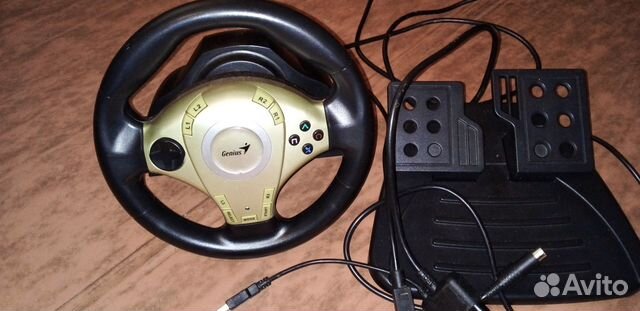 Руль с педалями Genius TwinWheel F1