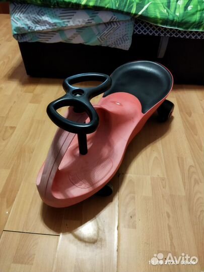 Машинка каталка бибикар