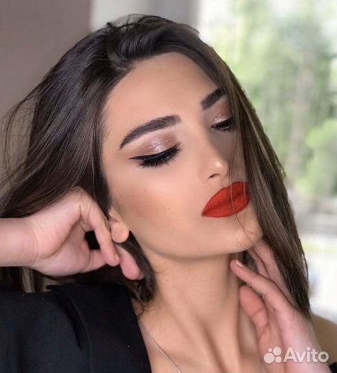 Макияж, причёска, свадебный стилист