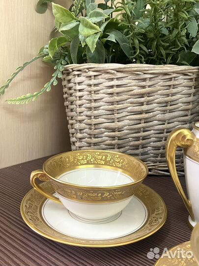 Чайные пары и молочник Франция