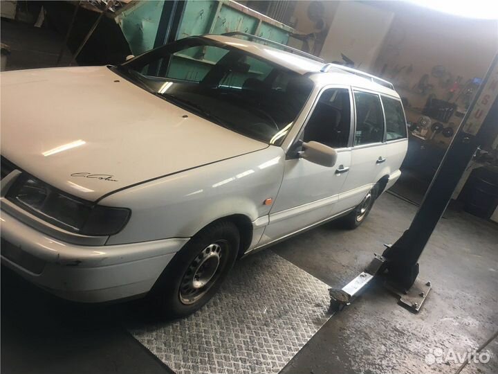 Разбор на запчасти Volkswagen Passat 4 1994-1996