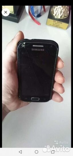 Телефон Samsung