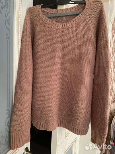 Свитер кофта