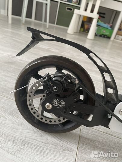 Самокат взрослый