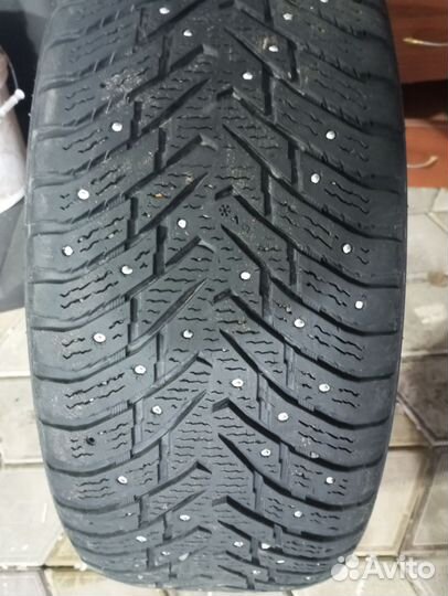 Nokian Tyres Hakkapeliitta 8 SUV 245/50 R20