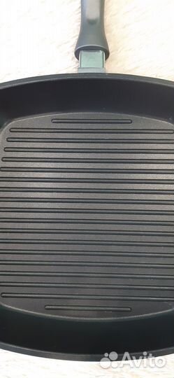 Сковорода гриль 28см