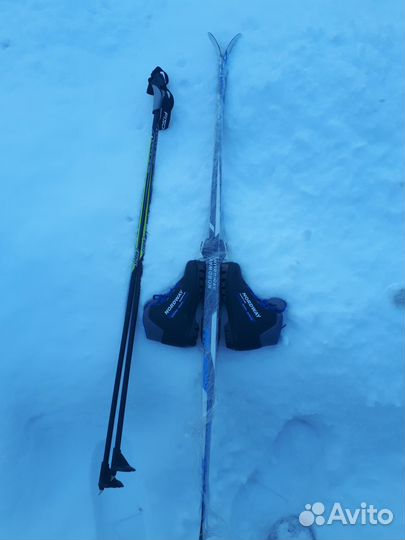 Беговые лыжи комплект