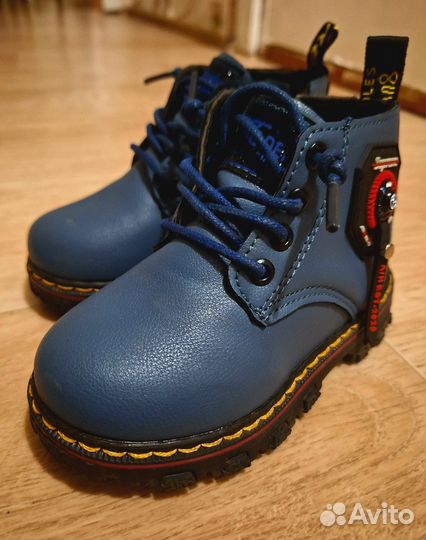 Ботинки детские 24